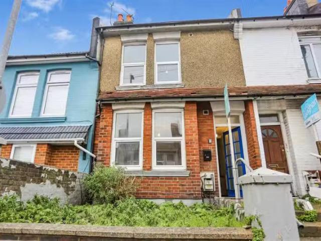 House for rent in London Borough of Hounslow, Hanworth