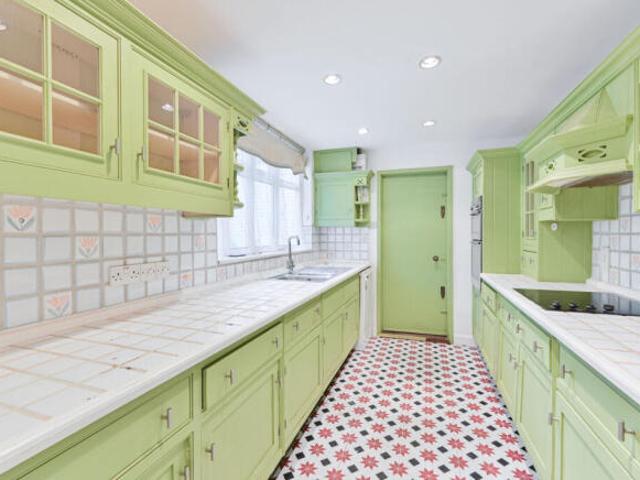House for rent in Barnes, Greater London