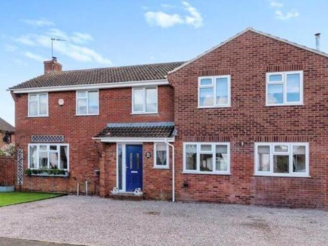 House for rent in Lyons, Greater London