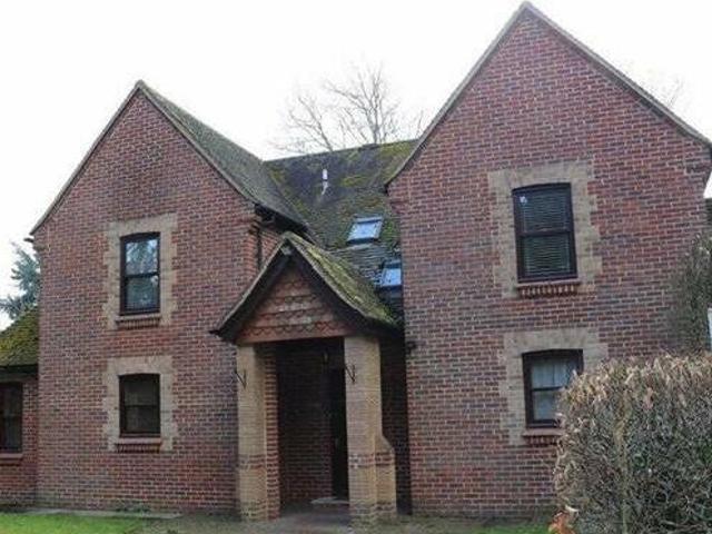 House for rent in Lyons, Greater London