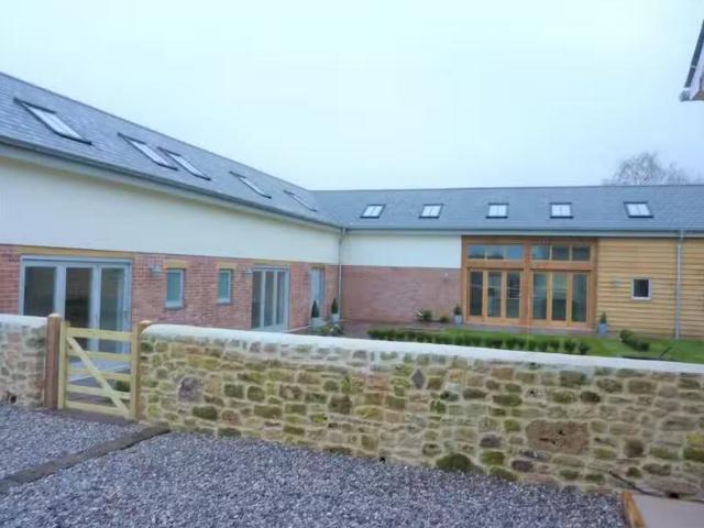 House for rent in Budlake, Devon