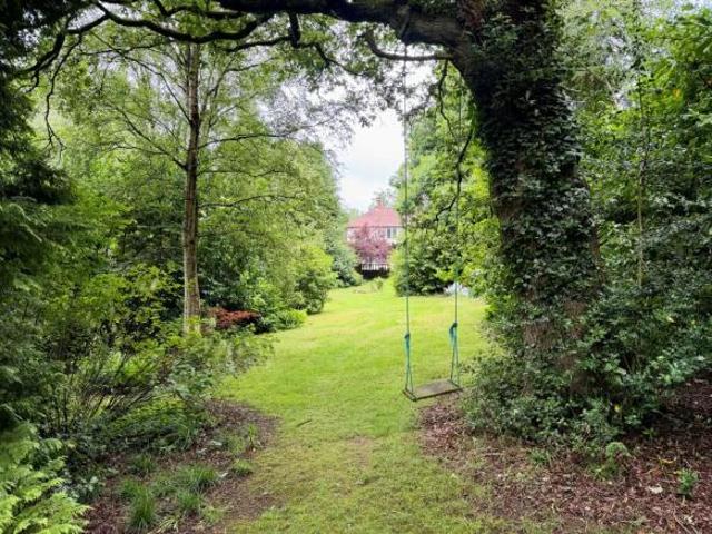 House for rent in Green Close, Warwickshire