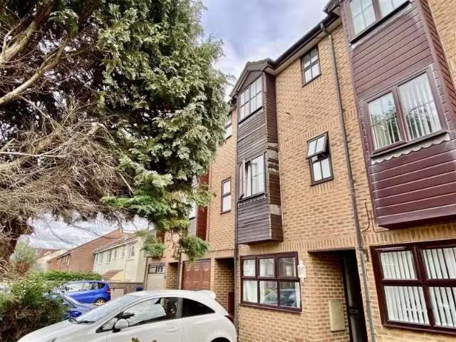 House for rent in Greenisland, Northern Ireland