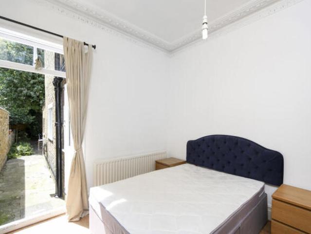 House for rent in Cat Hill