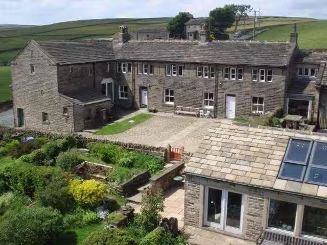 House for rent in Holmfirth, West Yorkshire