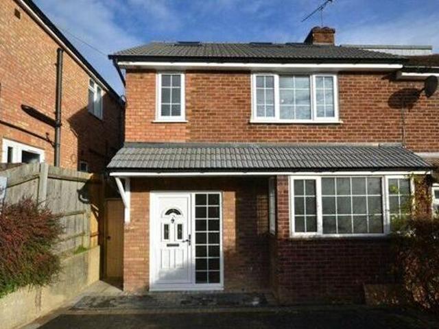 House for rent in Five Acres, Hertfordshire