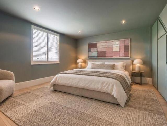 House for rent in Cat Hill