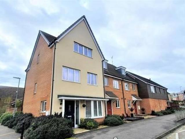 House for rent in Lyons, Greater London