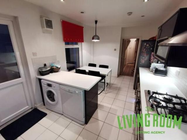 House for rent in Cathays, Wales