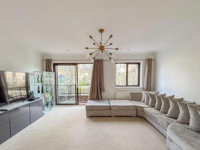 House for rent in Lyons, Greater London