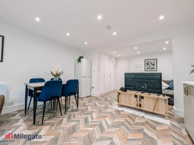 House for rent in Worcester Park, Greater London