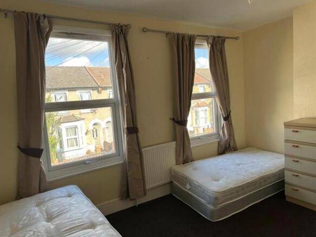 House for rent in London Borough of Enfield, Greater London
