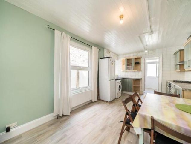 House for rent in Tooting Graveney, Greater London