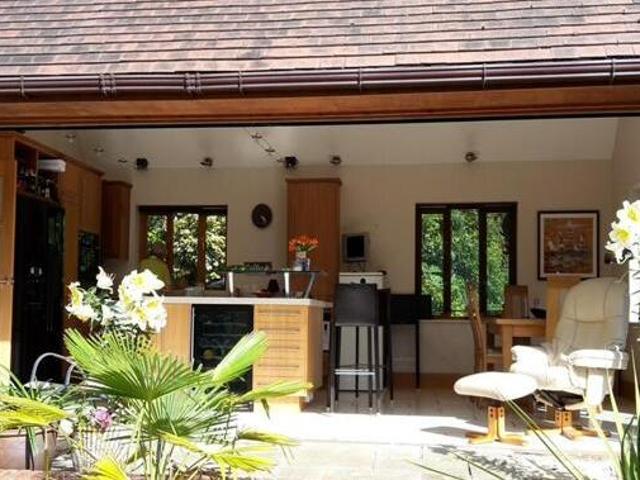 House for rent in Littlecote, West Sussex