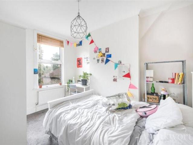House for rent in Cat Hill