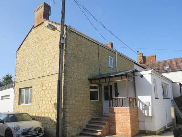 House for rent in Wiltshire