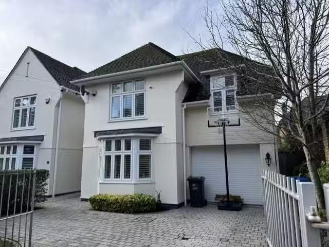 House for rent in Branksome Chine, Canford Cliffs