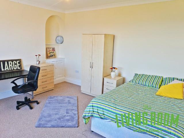 House for rent in Nangreaves, Wales