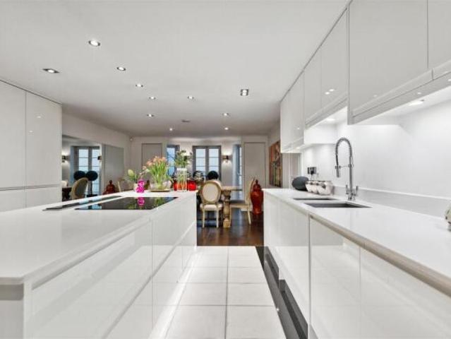 House for rent in Brook Street, Bourne Vale