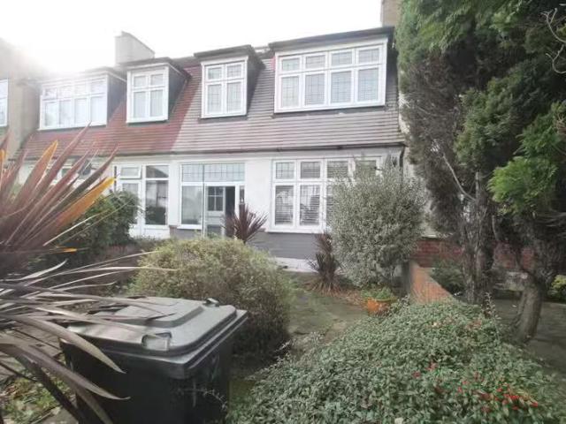 House for rent in Upper Elmers End, Greater London