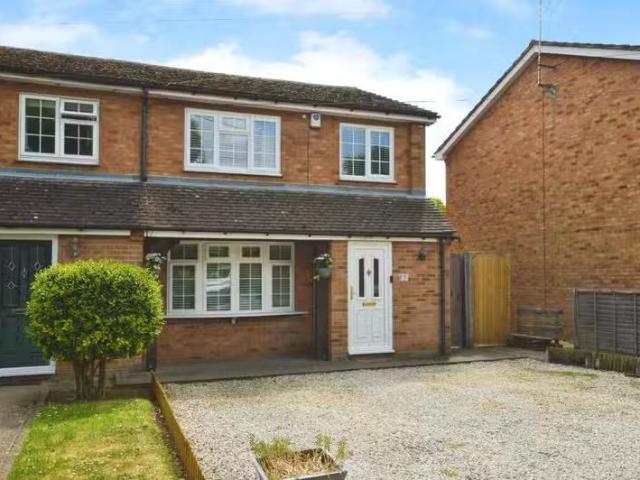 House for rent in Five Acres, Hertfordshire