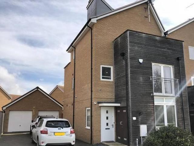 House for rent in City of London, Greater London