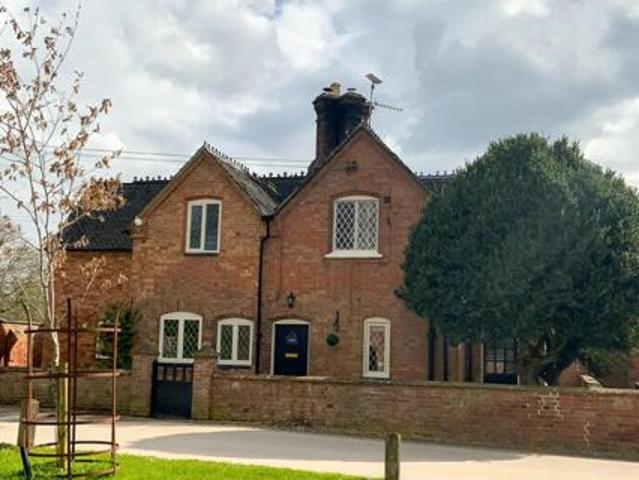 House for rent in Lyons, Greater London