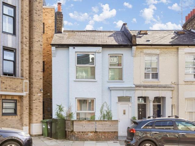 House for sale in Fulham, Sands End