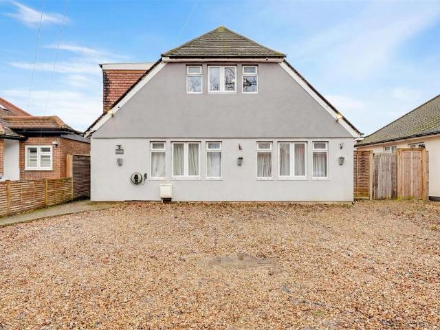 House for sale in Hampton, Greater London