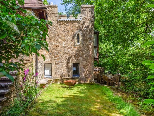House for sale in Holloway Hill, Fole