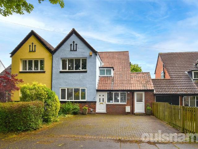 House for sale in Kings Heath, Wake Green
