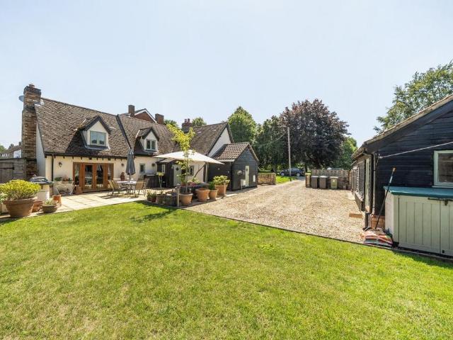 House for sale in Beeston, Sandy