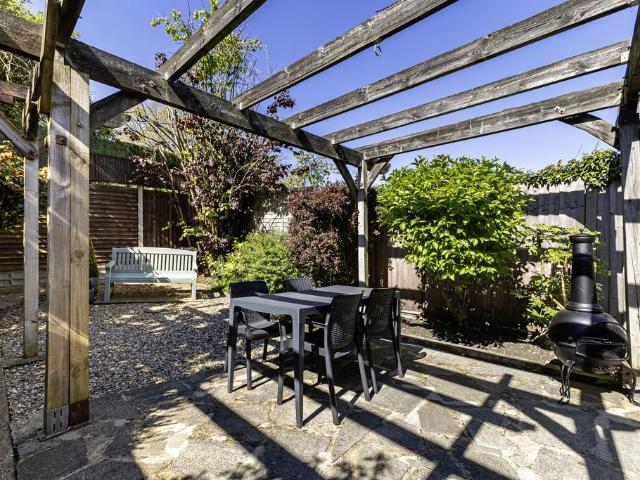 House for sale in Bushey Heath, Hertfordshire