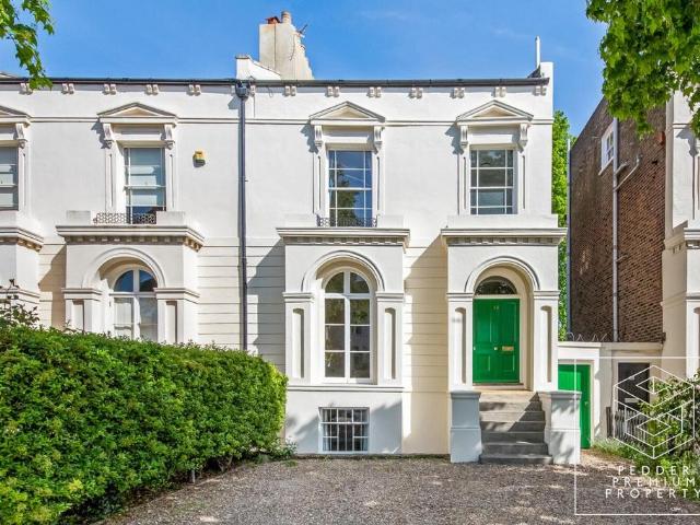 House for sale in Tulse Hill, Greater London