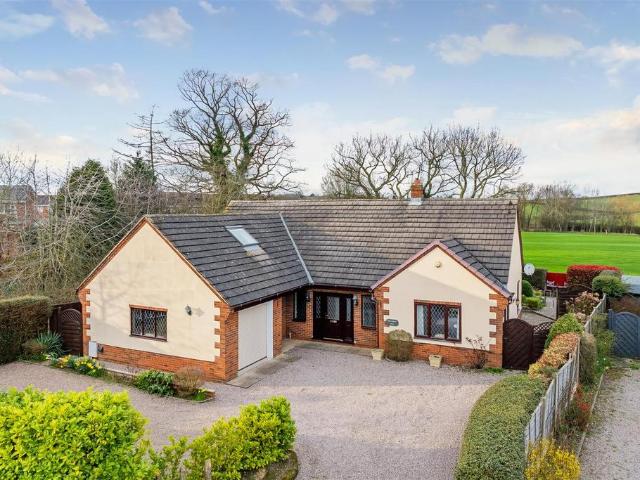 House for sale in Bomere Heath, Shropshire