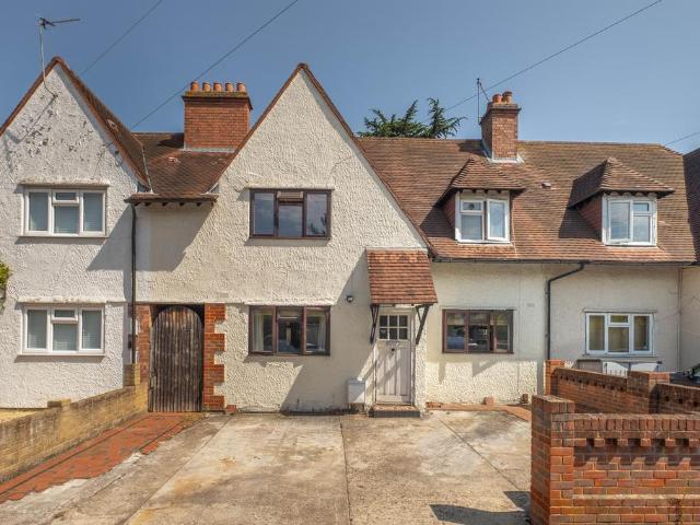 House for sale in Hampton Hill, Greater London