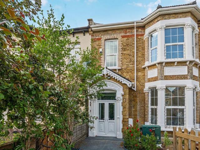 House for sale in Penge, Greater London