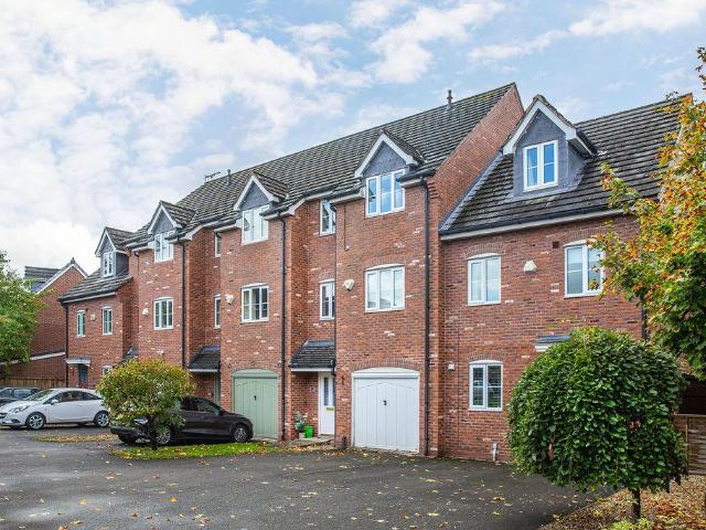 House for sale in Cronkinson Farm, Stapeley and District