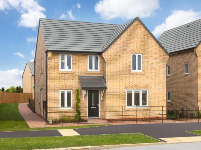 House for sale in Priors Hall Park, Weldon