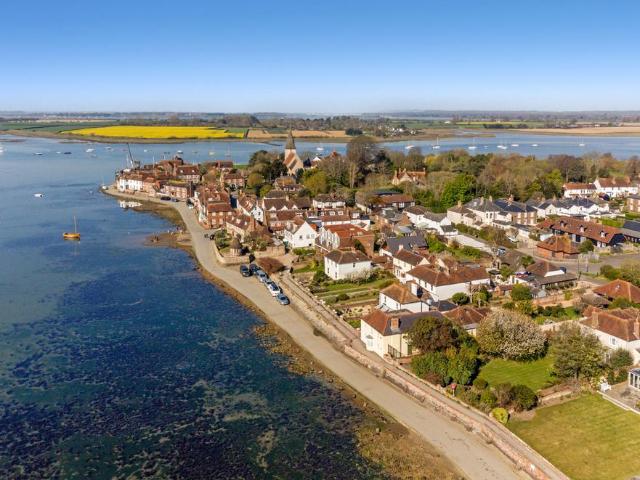 House for sale in Littlecote, West Sussex