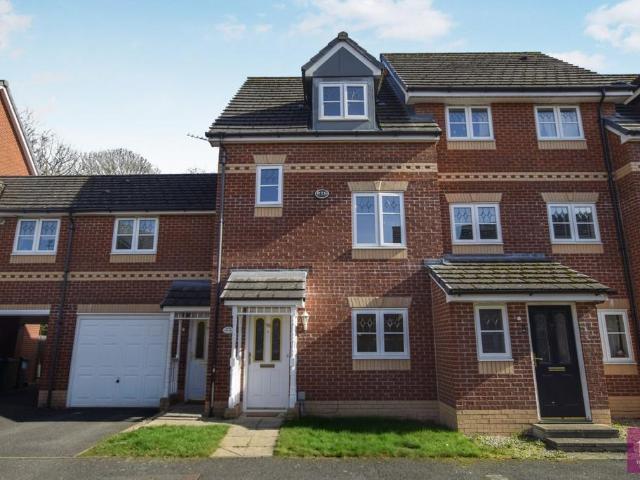 House for sale in Georgia, Greater Manchester
