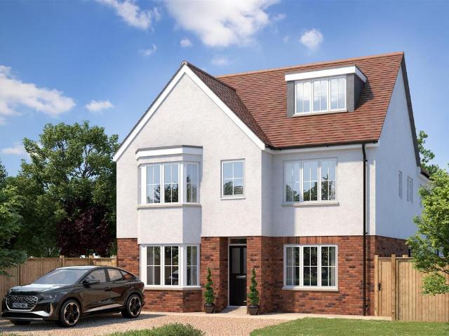 House for sale in Navestock Side, Essex