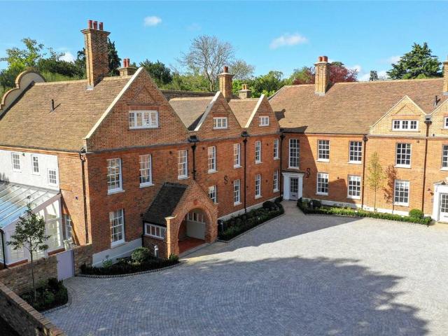 House for sale in Totteridge, Greater London