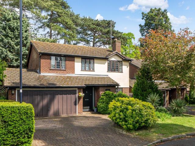 House for sale in Furze Platt, Maidenhead