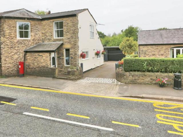 House for sale in Bollington Cross, Bollington