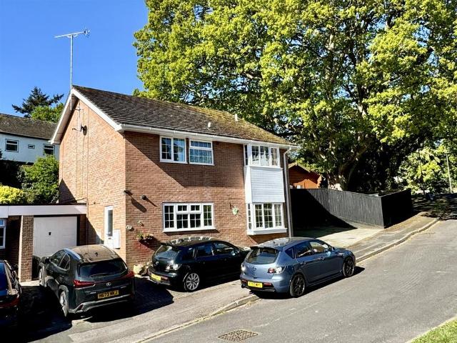 House for sale in Buttsash, New Forest