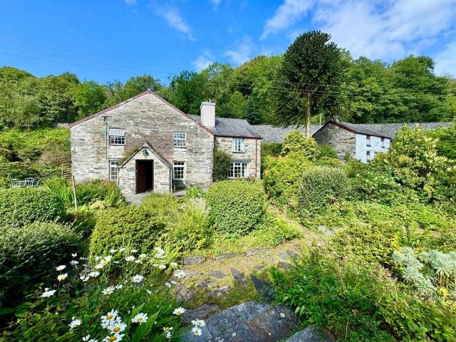 House for sale in Dolwyddelan