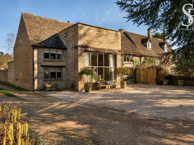 House for sale in Alvescot, West Oxfordshire