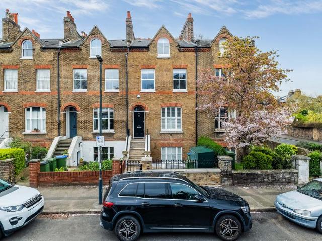 House for sale in Greenwich Town Centre, Greater London
