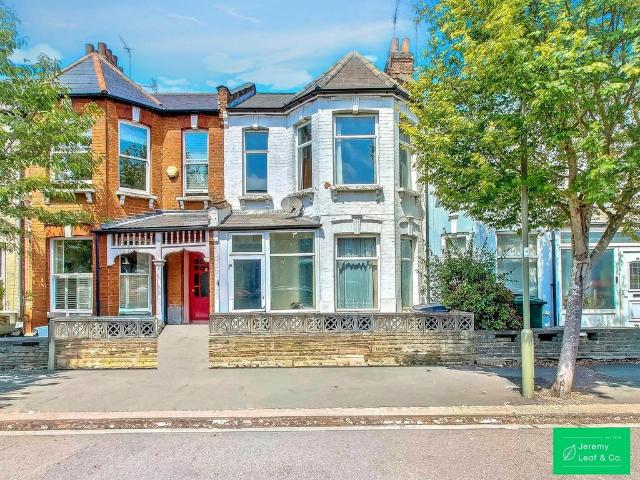 House for sale in London Borough of Barnet, Greater London